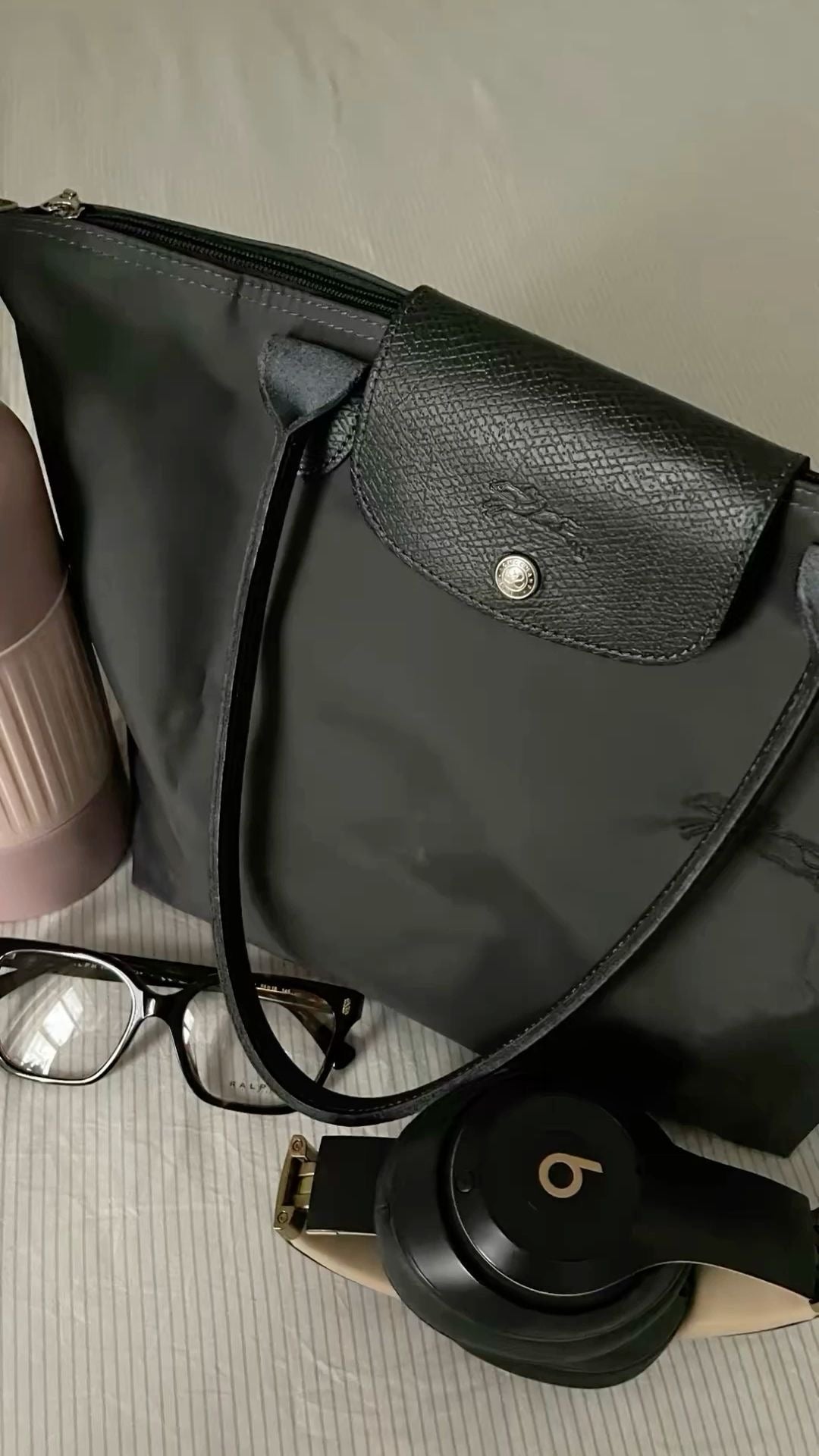 LONG CHAMP TOTE ( black)