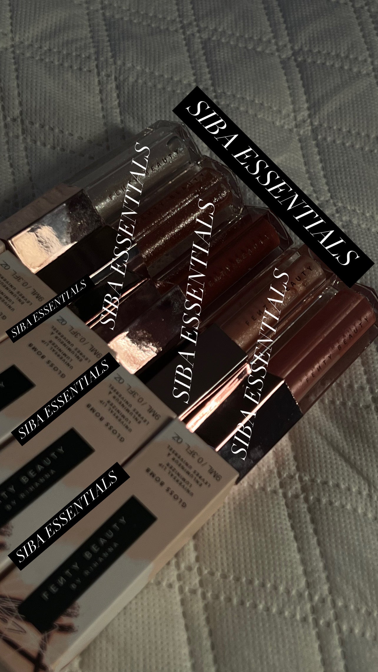 FENTY BEAUTY UNIVERSAL LIP LUMINIZER GLOSS BOMB ( full size ) 9 ml