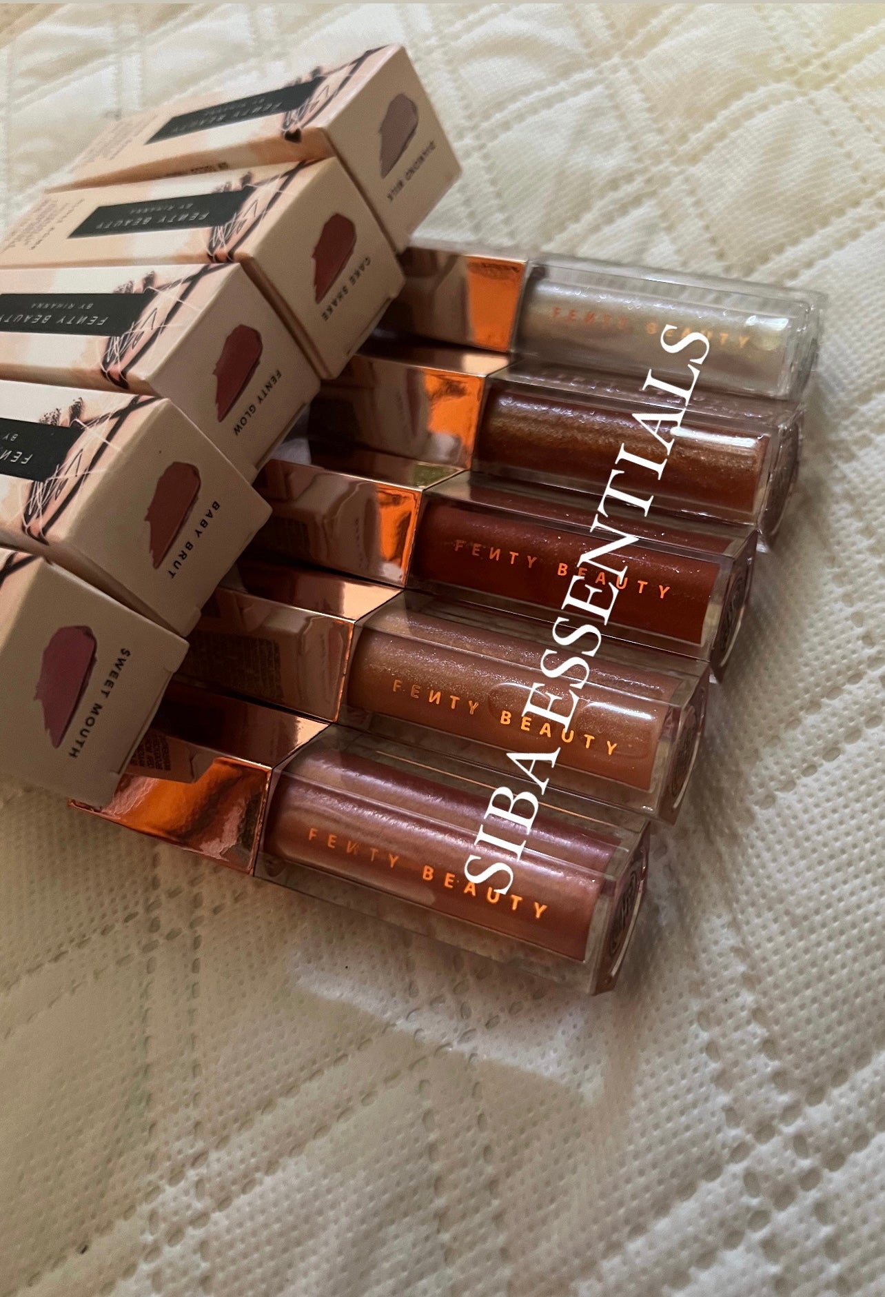 FENTY BEAUTY UNIVERSAL LIP LUMINIZER GLOSS BOMB full size ml