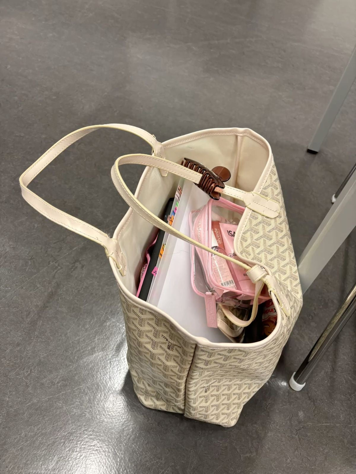 Goyard bag
